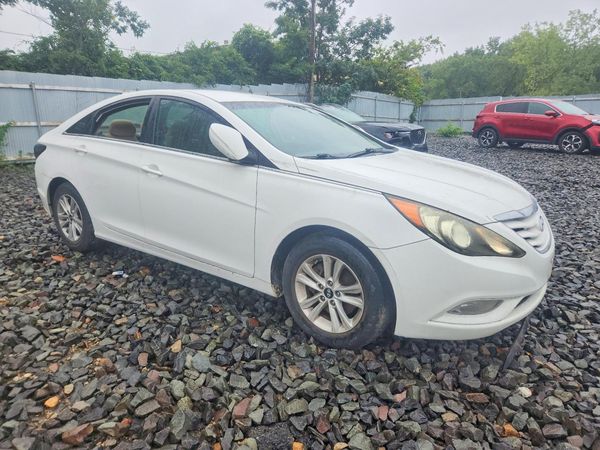 2013 HYUNDAI SONATA GLS/ GLS Popular