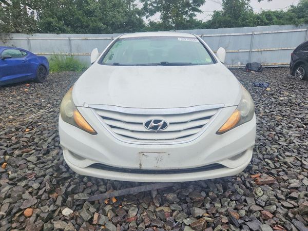 2013 HYUNDAI SONATA GLS/ GLS Popular