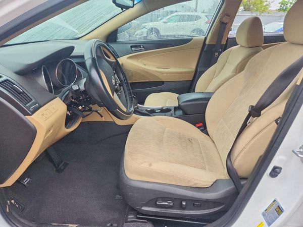 2013 HYUNDAI SONATA GLS/ GLS Popular