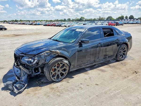 2017 CHRYSLER 300