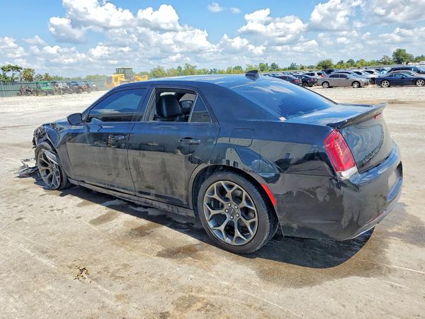 2017 CHRYSLER 300