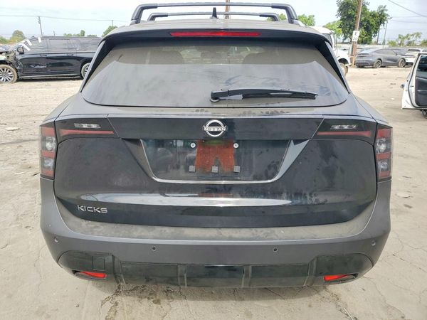 2026 NISSAN KICKS