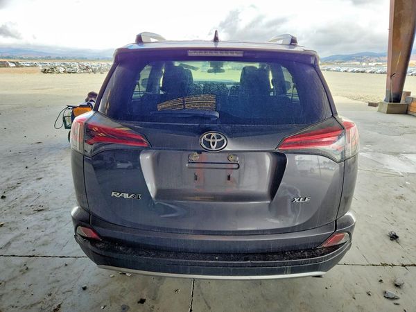 2018 TOYOTA RAV4 Adventure/XLE