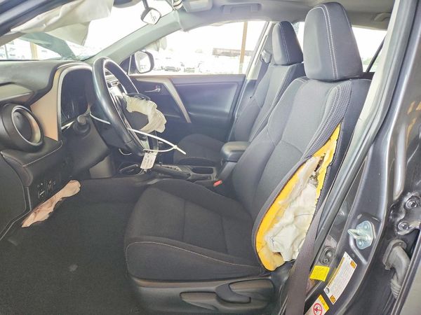 2018 TOYOTA RAV4 Adventure/XLE
