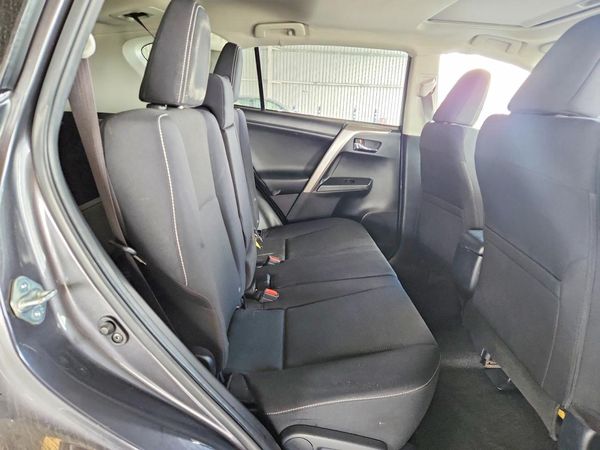 2018 TOYOTA RAV4 Adventure/XLE