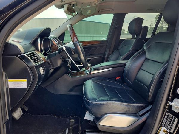 2014 MERCEDES-BENZ GL GL 550 4MATIC