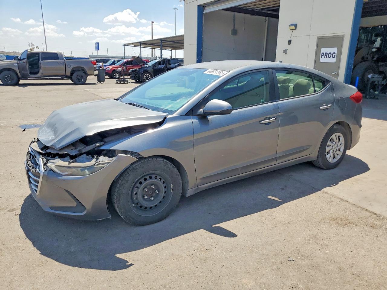 2018 HYUNDAI ELANTRA SE