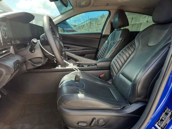 2022 HYUNDAI ELANTRA