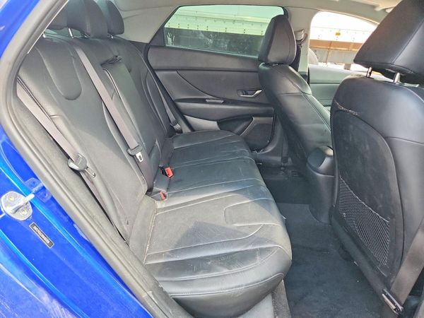 2022 HYUNDAI ELANTRA