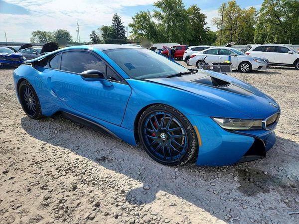 2016 BMW I8