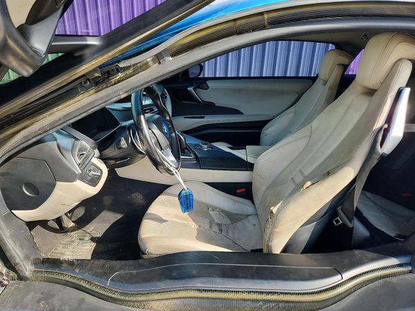 2016 BMW I8