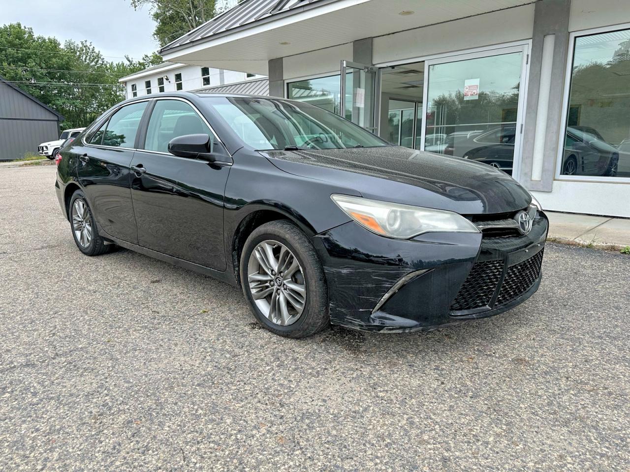 2015 TOYOTA CAMRY