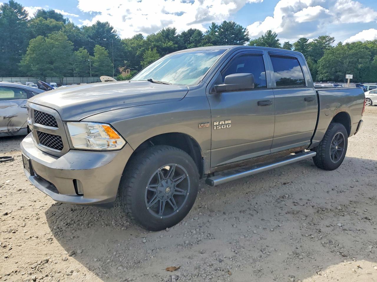 2013 RAM 1500 ST