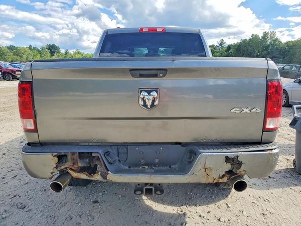 2013 RAM 1500 ST
