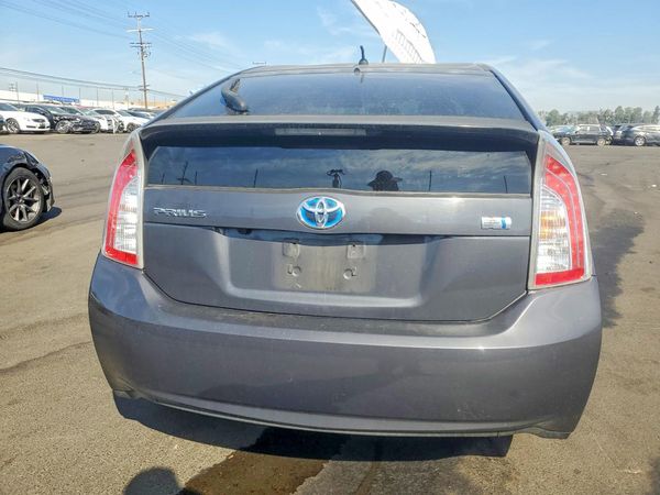 2013 TOYOTA PRIUS