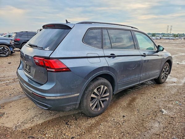 2022 VOLKSWAGEN TIGUAN 4Motion S