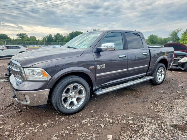 2015 RAM 1500 Laramie