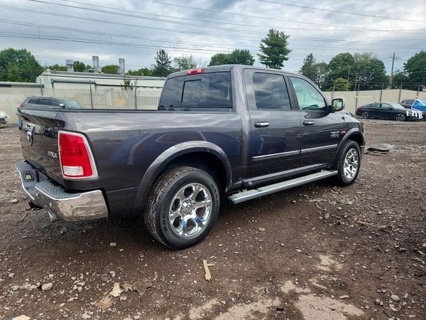 2015 RAM 1500 Laramie