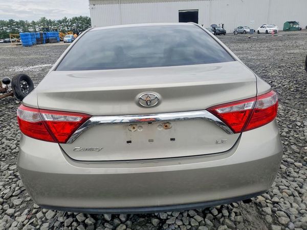 2016 TOYOTA CAMRY
