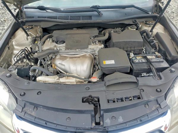 2016 TOYOTA CAMRY