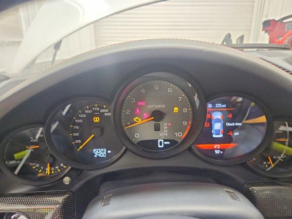 2016 PORSCHE 911 RS