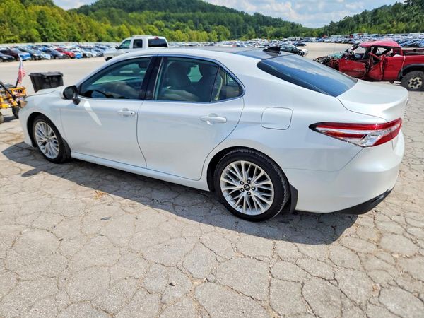 2019 TOYOTA CAMRY