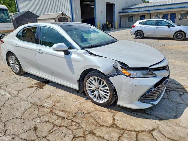 2019 TOYOTA CAMRY