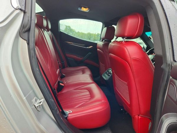 2015 MASERATI GHIBLI