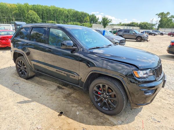 2017 JEEP CHEROKEE Laredo — Passenger 3/4