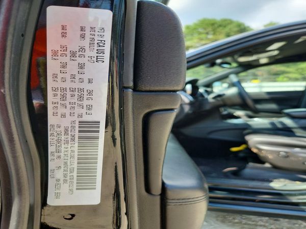 2017 JEEP CHEROKEE Laredo — VINS