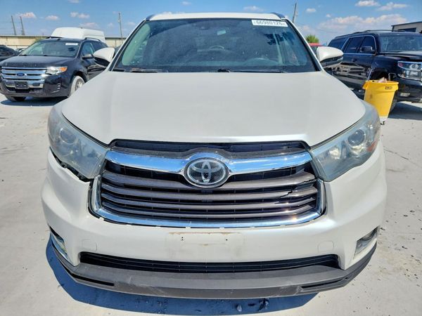 2016 TOYOTA HIGHLANDER
