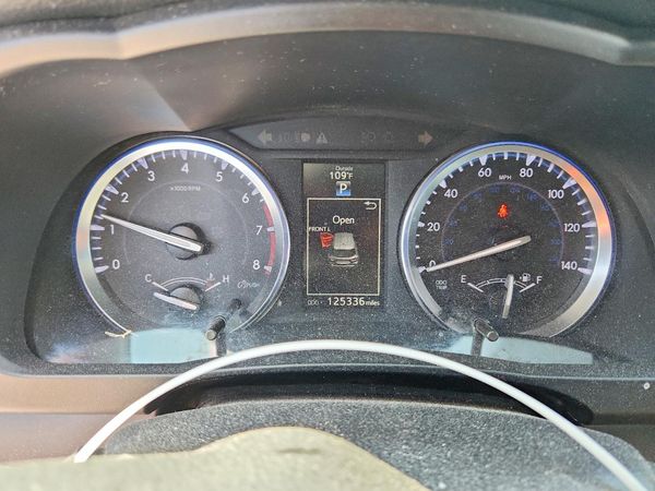 2016 TOYOTA HIGHLANDER