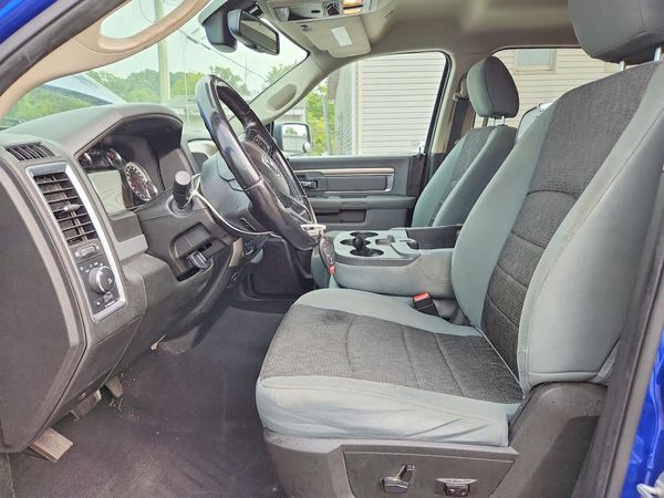 2019 RAM 1500 CLASSIC SLT