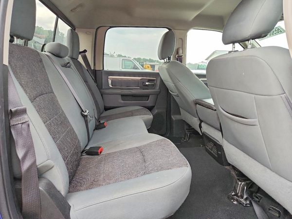 2019 RAM 1500 CLASSIC SLT