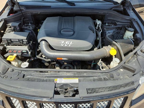2012 JEEP CHEROKEE Laredo