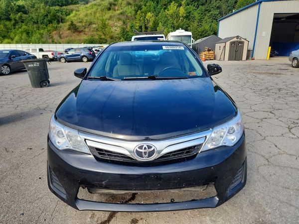 2013 TOYOTA CAMRY