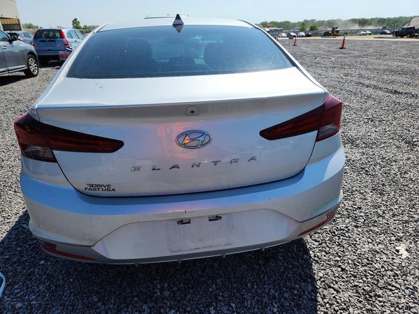 2019 HYUNDAI ELANTRA