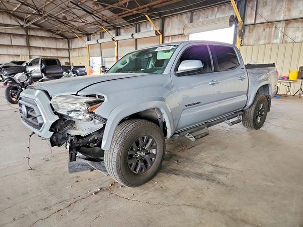 2020 TOYOTA TACOMA