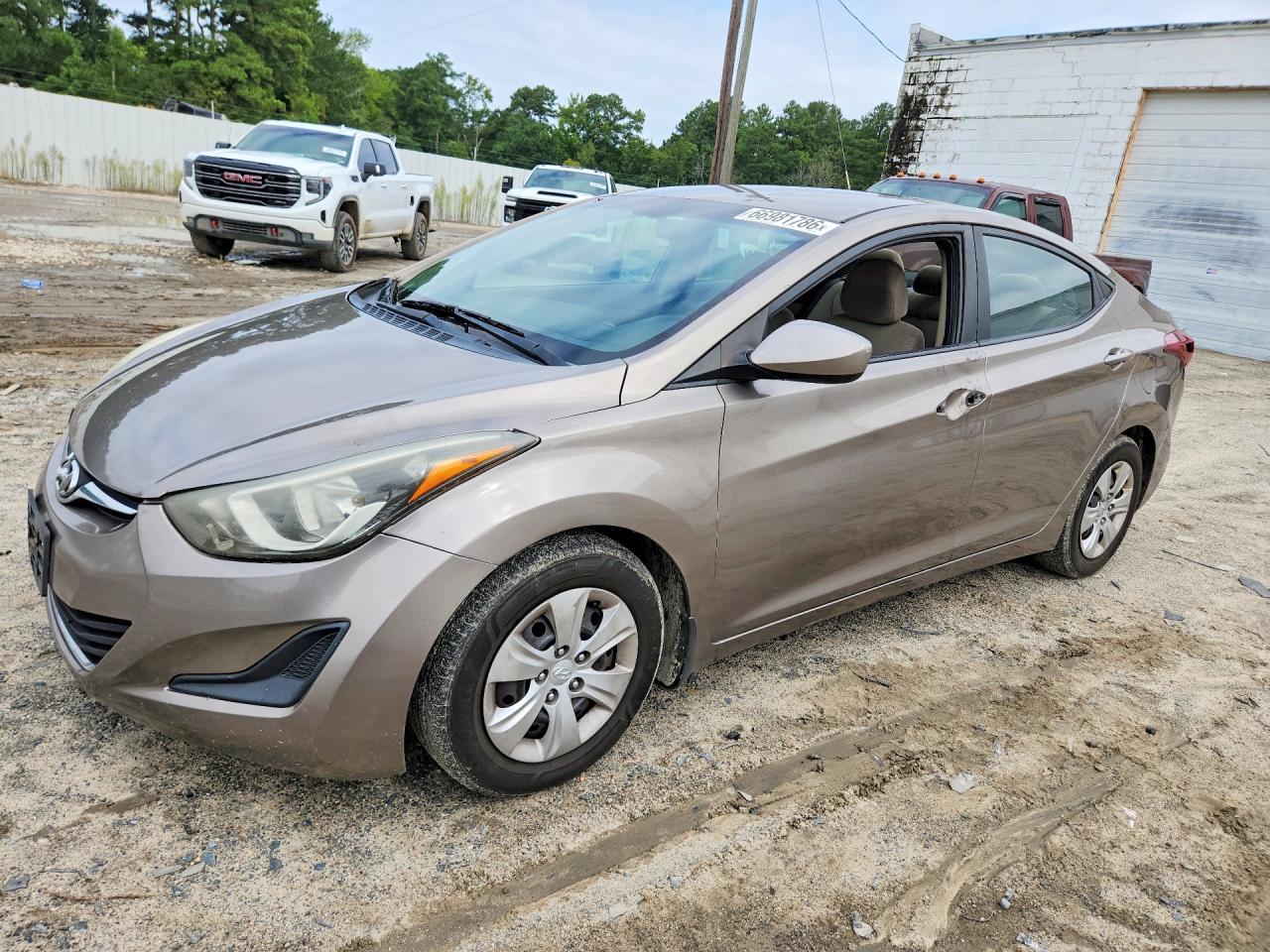 2016 HYUNDAI ELANTRA — Front 3/4