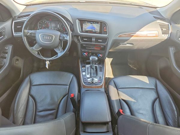 2017 AUDI Q5 quattro Premium