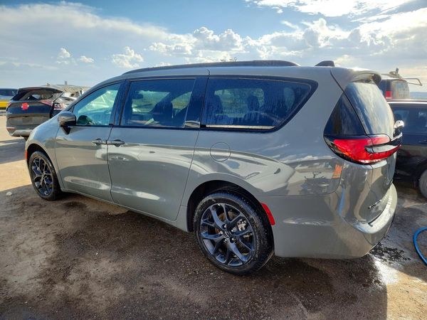 2023 CHRYSLER PACIFICA Touring L — DSRA