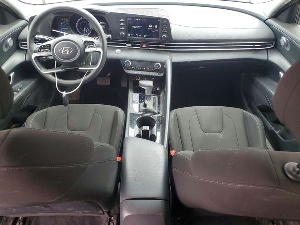2023 HYUNDAI ELANTRA