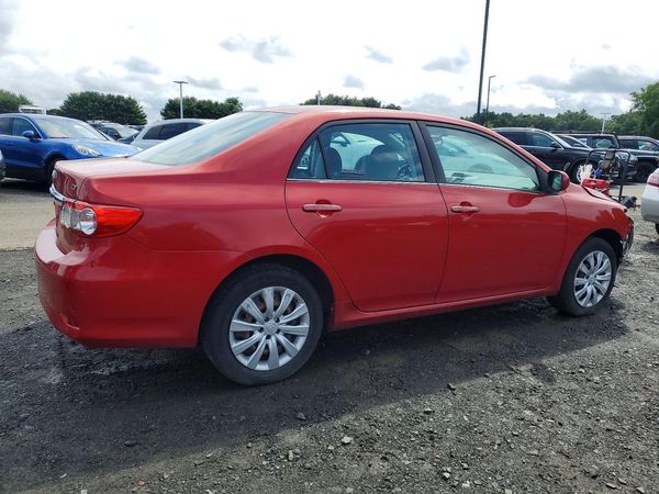 2013 TOYOTA COROLLA