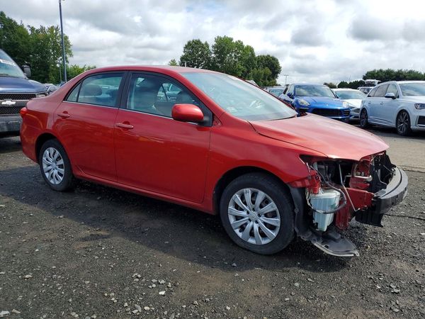 2013 TOYOTA COROLLA