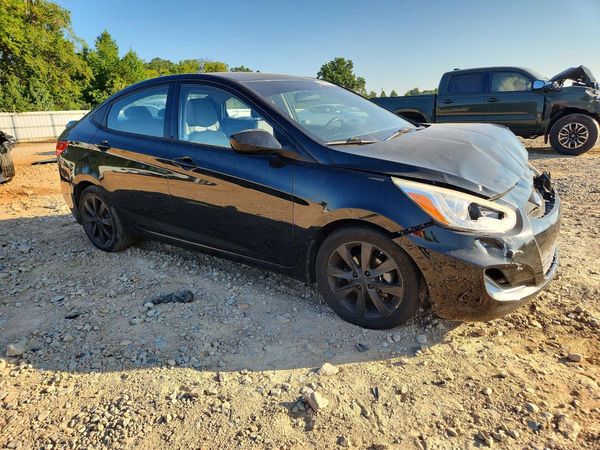 2014 HYUNDAI ACCENT