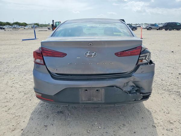 2019 HYUNDAI ELANTRA SE