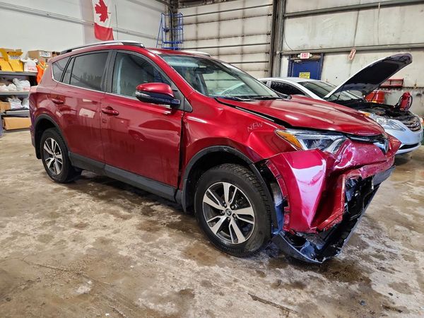 2018 TOYOTA RAV4 LE