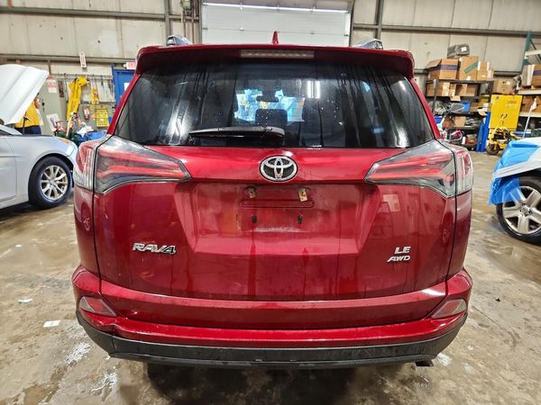 2018 TOYOTA RAV4 LE