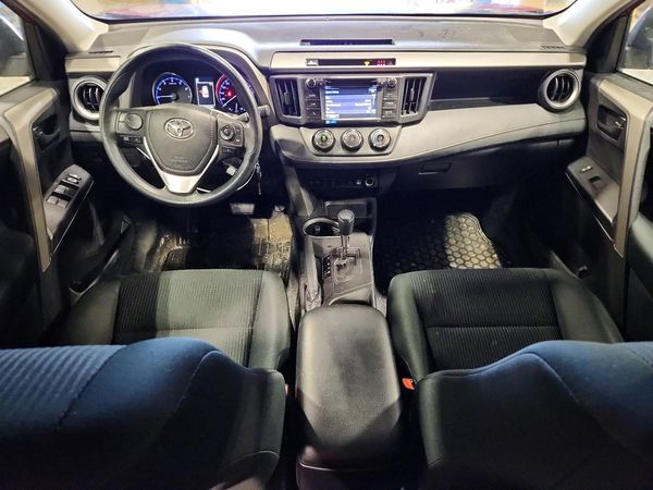 2018 TOYOTA RAV4 LE