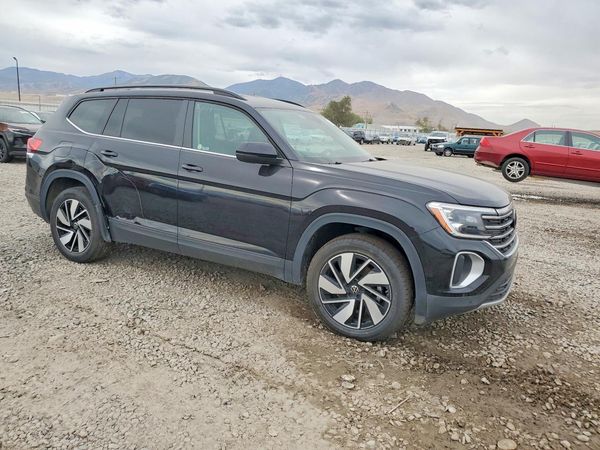 2025 VOLKSWAGEN ATLAS SE — Passenger 3/4